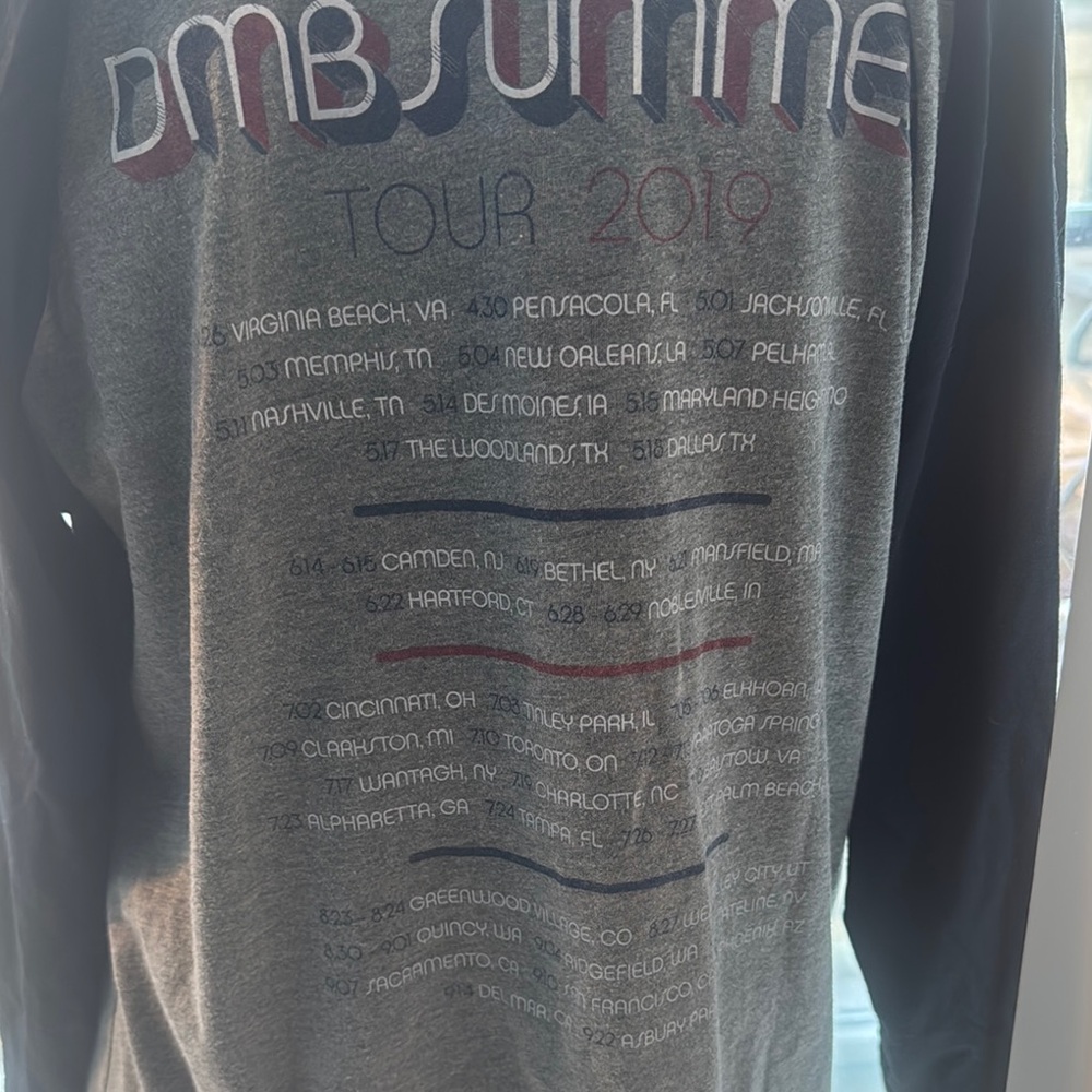 Dave Matthews Band Gray and Black Raglan Shirt  summer tour 2019 - Picture 3 of 7